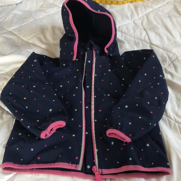 Girls light weight jacket ideal for autumn or spring wear.age 4 to 5 years - Picture 2 of 10